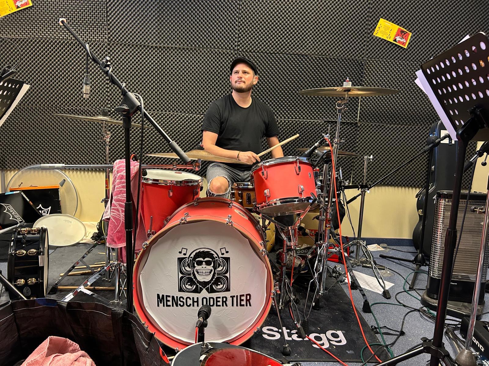 Mensch oder Tier — Matthias — Drums